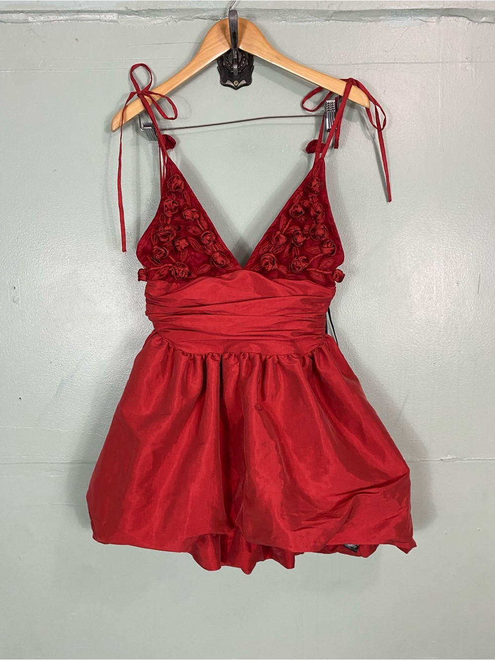 For Love & Lemons Esmerelda Mini Dress Red 3D Floral Bubble Hem Small - Picture 2 of 9